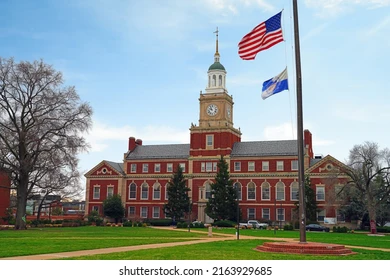 Massachusetts Institute of Technology
